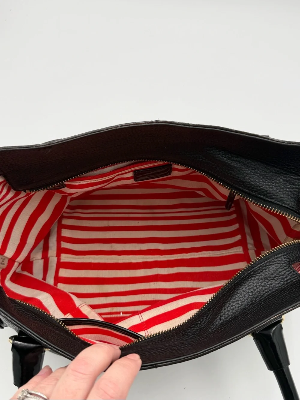 Kate Spade Pebbled Leather Hobo Handbag Purse Black Double Handle Zip Top